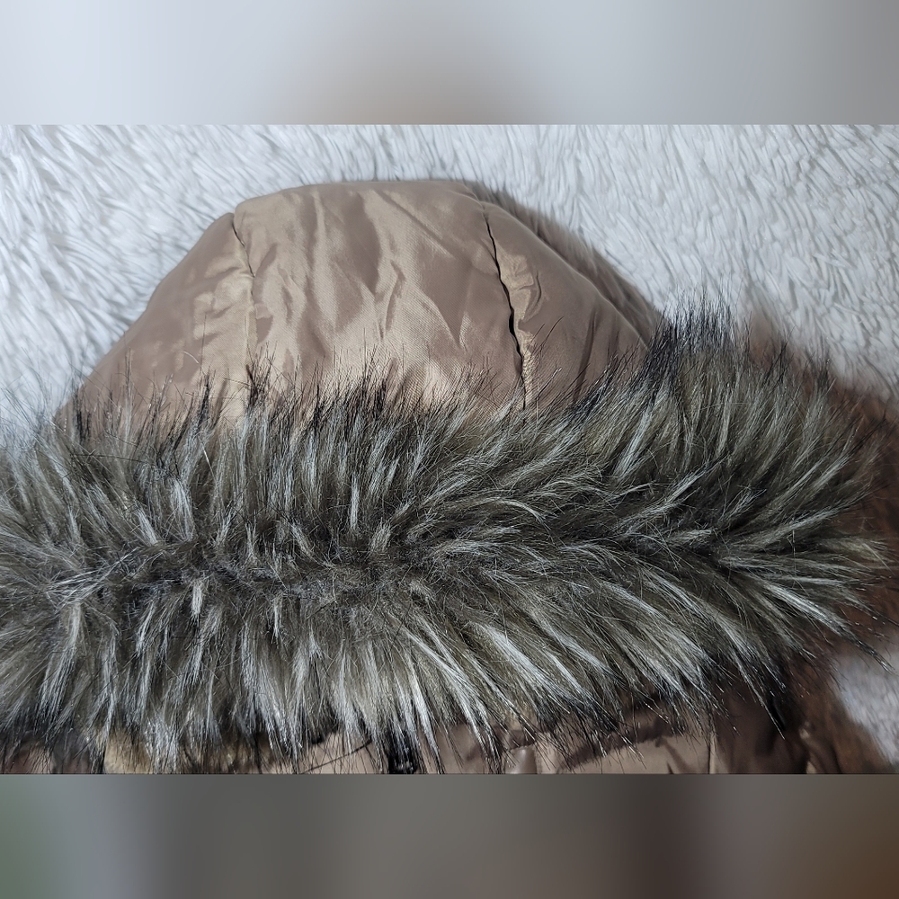 Vince Camuto Faux Fur Parka Jacket Women Medium - Picture 3 of 12